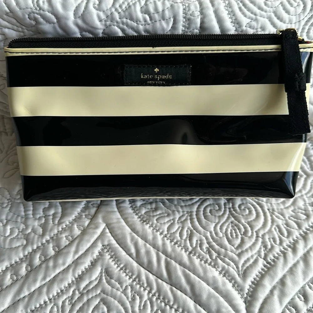 Kate Spade Patent Cosmetic Case
